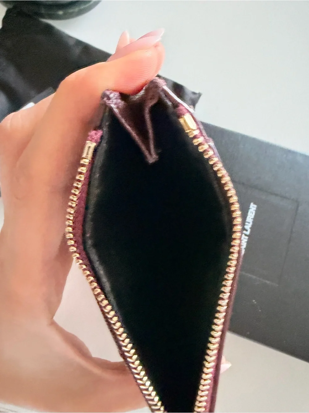 Yves Saint Laurent Rouge Card Holder Accessory - Picture 8 of 13